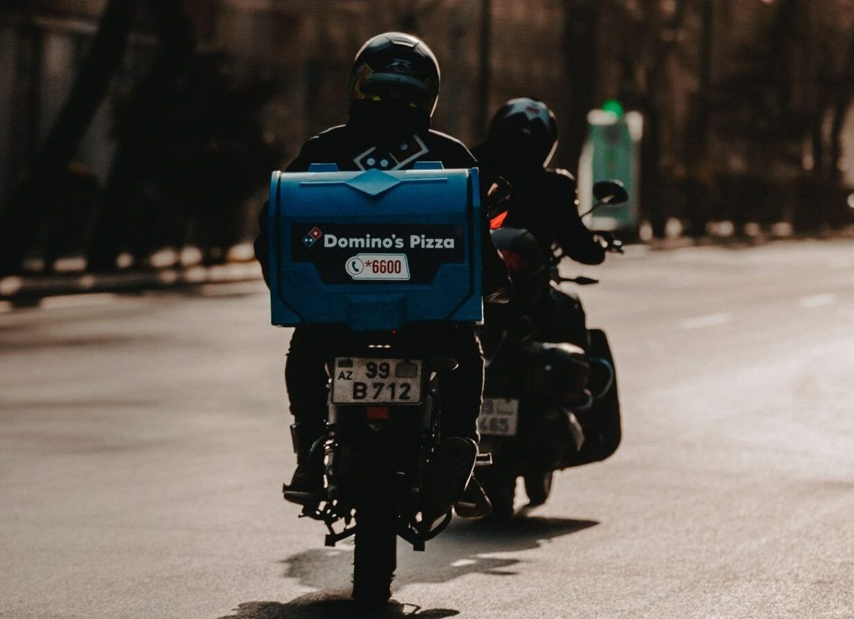 domino's pizza delivery